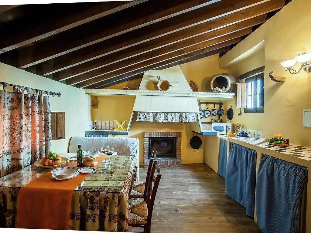 Holiday home Belvilla By Oyo La Cocineta Fuentes de Cesna